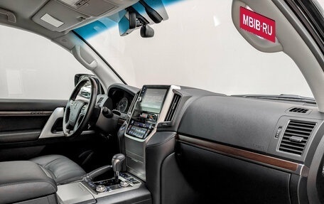 Toyota Land Cruiser 200, 2019 год, 9 500 000 рублей, 11 фотография