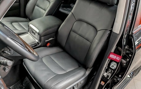 Toyota Land Cruiser 200, 2019 год, 9 500 000 рублей, 20 фотография