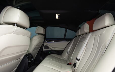 BMW 5 серия, 2020 год, 5 790 000 рублей, 21 фотография