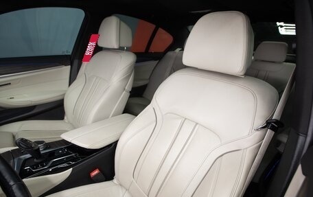 BMW 5 серия, 2020 год, 5 790 000 рублей, 23 фотография