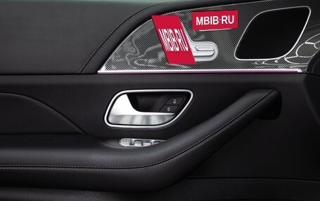 Mercedes-Benz GLS, 2022 год, 8 990 000 рублей, 17 фотография