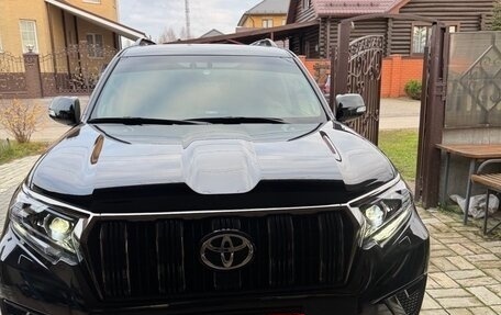 Toyota Land Cruiser Prado 150 рестайлинг 2, 2022 год, 7 750 000 рублей, 8 фотография