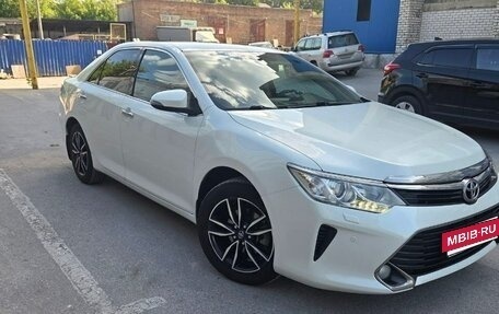 Toyota Camry, 2016 год, 2 250 000 рублей, 2 фотография