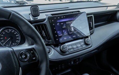 Toyota RAV4, 2016 год, 2 409 600 рублей, 21 фотография