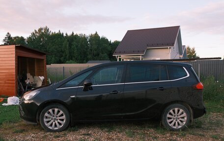 Opel Zafira C рестайлинг, 2014 год, 1 400 000 рублей, 5 фотография