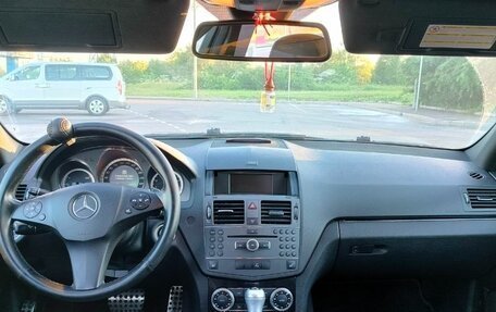 Mercedes-Benz C-Класс, 2010 год, 800 000 рублей, 11 фотография