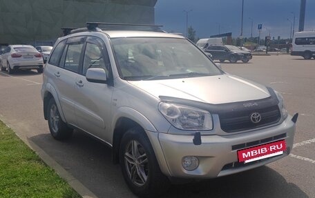 Toyota RAV4, 2004 год, 700 000 рублей, 4 фотография