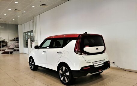 KIA Soul III, 2021 год, 2 355 000 рублей, 4 фотография