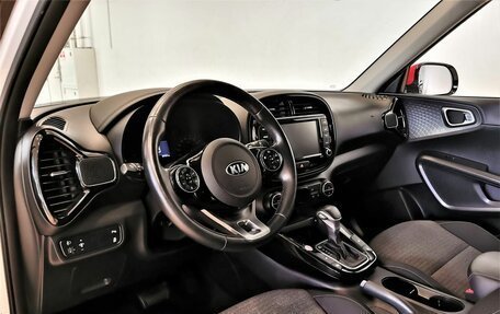 KIA Soul III, 2021 год, 2 355 000 рублей, 18 фотография