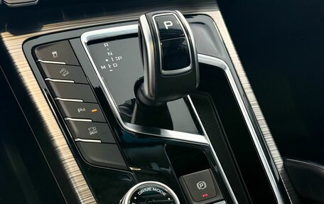 Geely Atlas, 2023 год, 2 067 000 рублей, 17 фотография