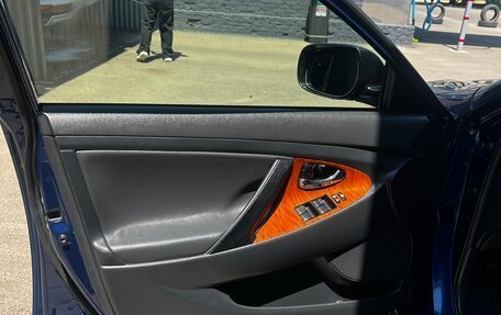 Toyota Camry, 2008 год, 1 200 000 рублей, 17 фотография