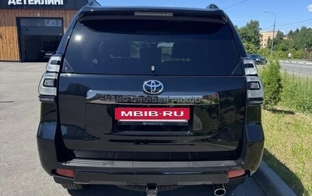 Toyota Land Cruiser Prado 150 рестайлинг 2, 2022 год, 6 270 000 рублей, 8 фотография