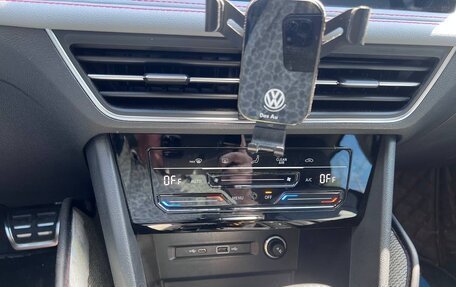 Volkswagen Tiguan II, 2021 год, 4 500 000 рублей, 14 фотография