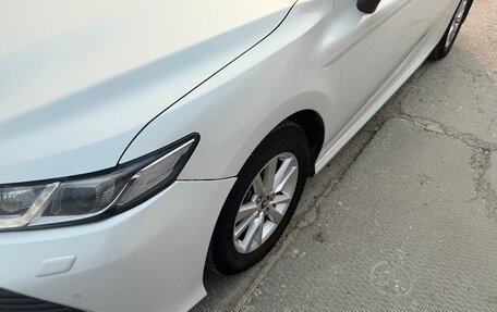 Toyota Camry, 2019 год, 2 650 000 рублей, 4 фотография