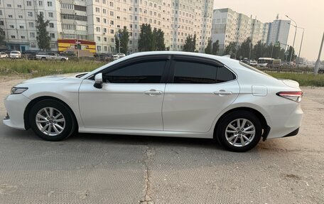 Toyota Camry, 2019 год, 2 650 000 рублей, 5 фотография