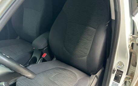 Hyundai Solaris II рестайлинг, 2015 год, 1 099 999 рублей, 10 фотография