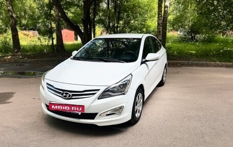 Hyundai Solaris II рестайлинг, 2015 год, 1 099 999 рублей, 9 фотография