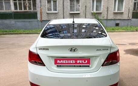 Hyundai Solaris II рестайлинг, 2015 год, 1 099 999 рублей, 6 фотография