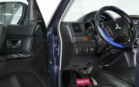 Mitsubishi Pajero IV, 2007 год, 1 350 000 рублей, 19 фотография