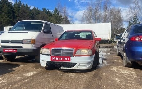 Mercedes-Benz C-Класс, 1995 год, 140 000 рублей, 1 фотография
