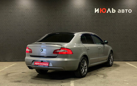 Skoda Superb III рестайлинг, 2011 год, 780 000 рублей, 5 фотография