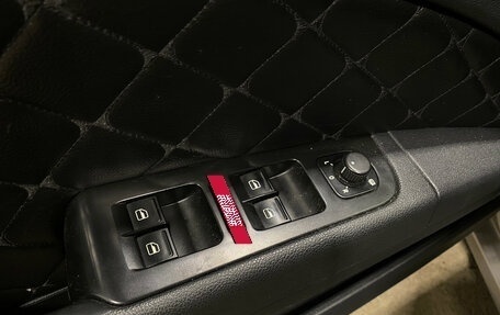 Skoda Superb III рестайлинг, 2011 год, 780 000 рублей, 15 фотография