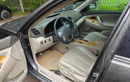 Toyota Camry, 2006 год, 1 180 000 рублей, 10 фотография