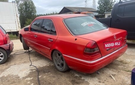 Mercedes-Benz C-Класс, 1995 год, 140 000 рублей, 4 фотография