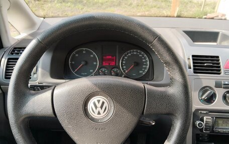 Volkswagen Touran III, 2010 год, 510 000 рублей, 7 фотография