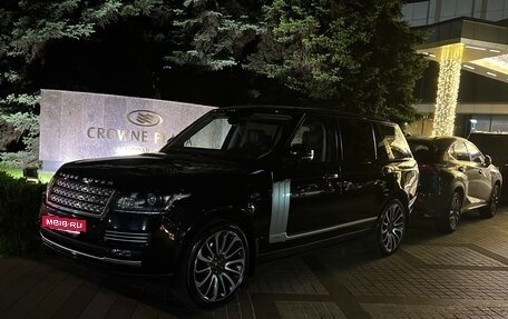 Land Rover Range Rover IV рестайлинг, 2015 год, 4 300 000 рублей, 39 фотография
