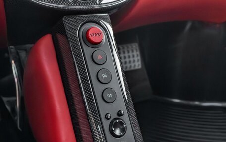 Ferrari Enzo, 2004 год, 754 000 000 рублей, 14 фотография