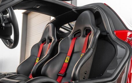 Ferrari Enzo, 2004 год, 754 000 000 рублей, 31 фотография