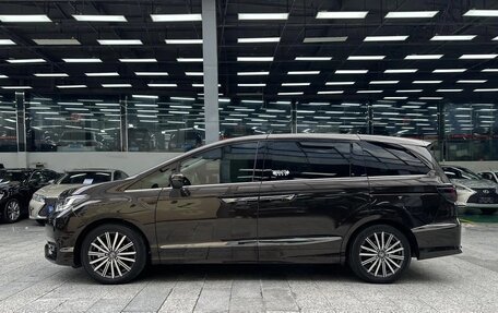 Honda Elysion, 2022 год, 4 280 000 рублей, 32 фотография