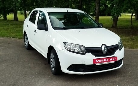 Renault Logan II, 2016 год, 500 000 рублей, 2 фотография