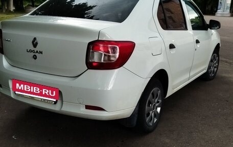 Renault Logan II, 2016 год, 500 000 рублей, 4 фотография