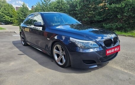 BMW 5 серия, 2009 год, 1 290 000 рублей, 8 фотография