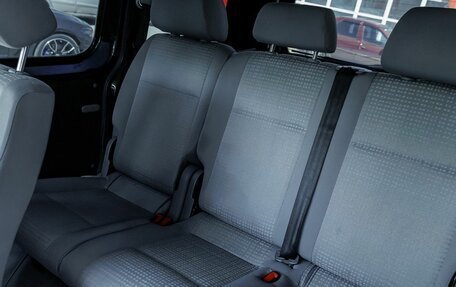 Volkswagen Caddy III рестайлинг, 2006 год, 610 000 рублей, 21 фотография