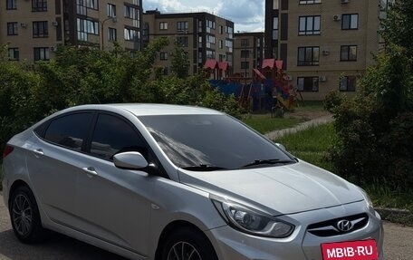 Hyundai Solaris II рестайлинг, 2014 год, 830 000 рублей, 2 фотография