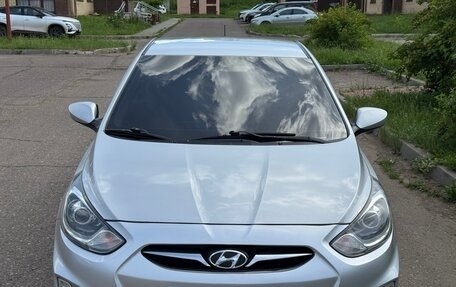 Hyundai Solaris II рестайлинг, 2014 год, 830 000 рублей, 17 фотография