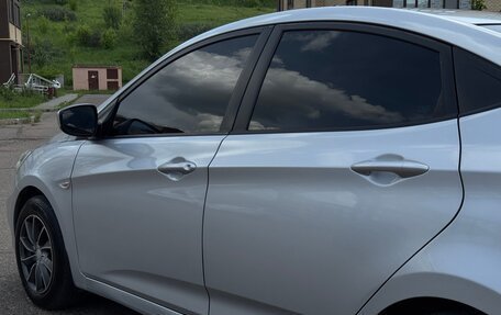 Hyundai Solaris II рестайлинг, 2014 год, 830 000 рублей, 24 фотография