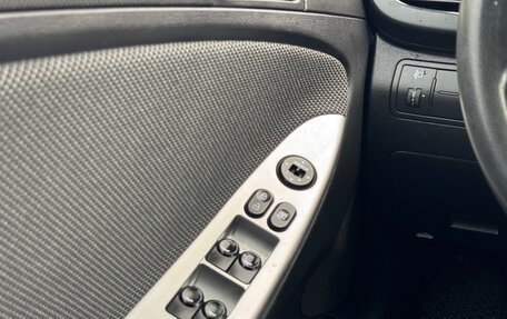 Hyundai Solaris II рестайлинг, 2014 год, 830 000 рублей, 38 фотография