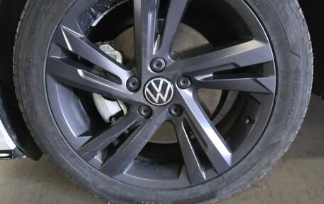 Volkswagen Golf VIII, 2023 год, 2 250 000 рублей, 32 фотография