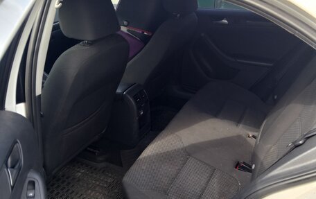 Volkswagen Jetta VI, 2013 год, 780 000 рублей, 7 фотография