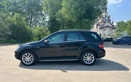 Mercedes-Benz M-Класс, 2011 год, 2 150 000 рублей, 3 фотография