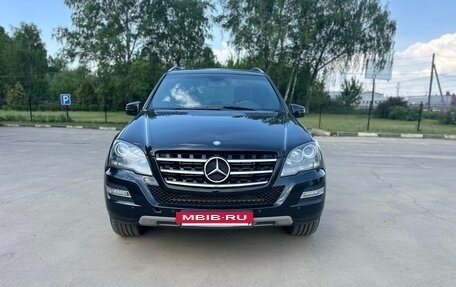 Mercedes-Benz M-Класс, 2011 год, 2 150 000 рублей, 6 фотография