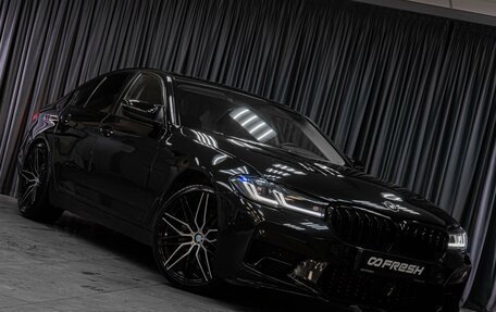 BMW 5 серия, 2019 год, 2 629 000 рублей, 10 фотография
