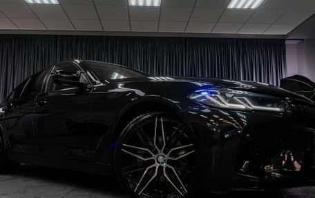 BMW 5 серия, 2019 год, 2 629 000 рублей, 11 фотография