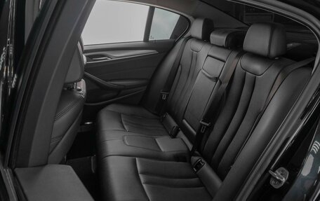 BMW 5 серия, 2019 год, 2 629 000 рублей, 17 фотография