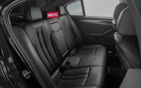BMW 5 серия, 2019 год, 2 629 000 рублей, 15 фотография