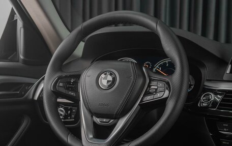 BMW 5 серия, 2019 год, 2 629 000 рублей, 28 фотография
